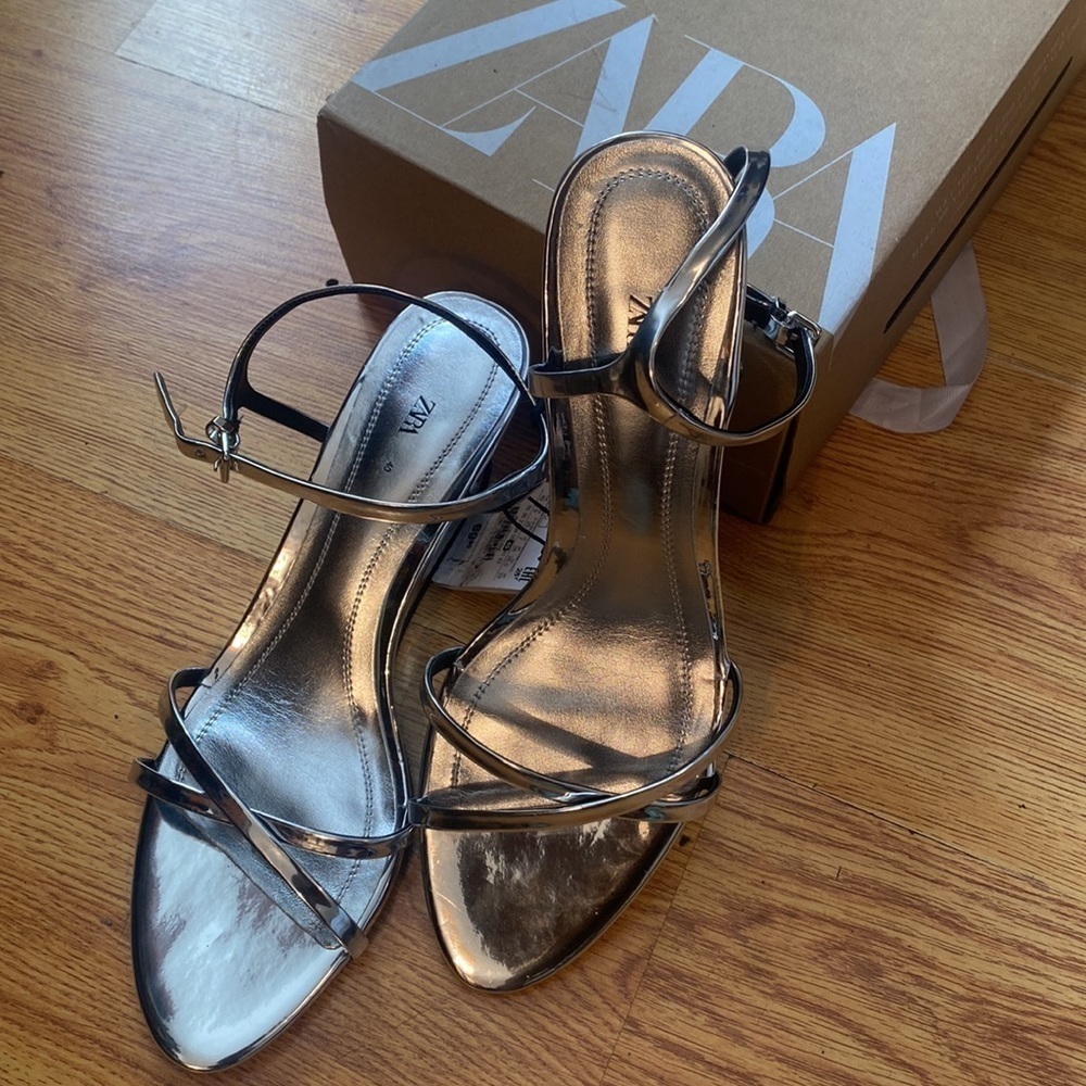 Zara Silver Strappy Sandals - Picture 14 of 15